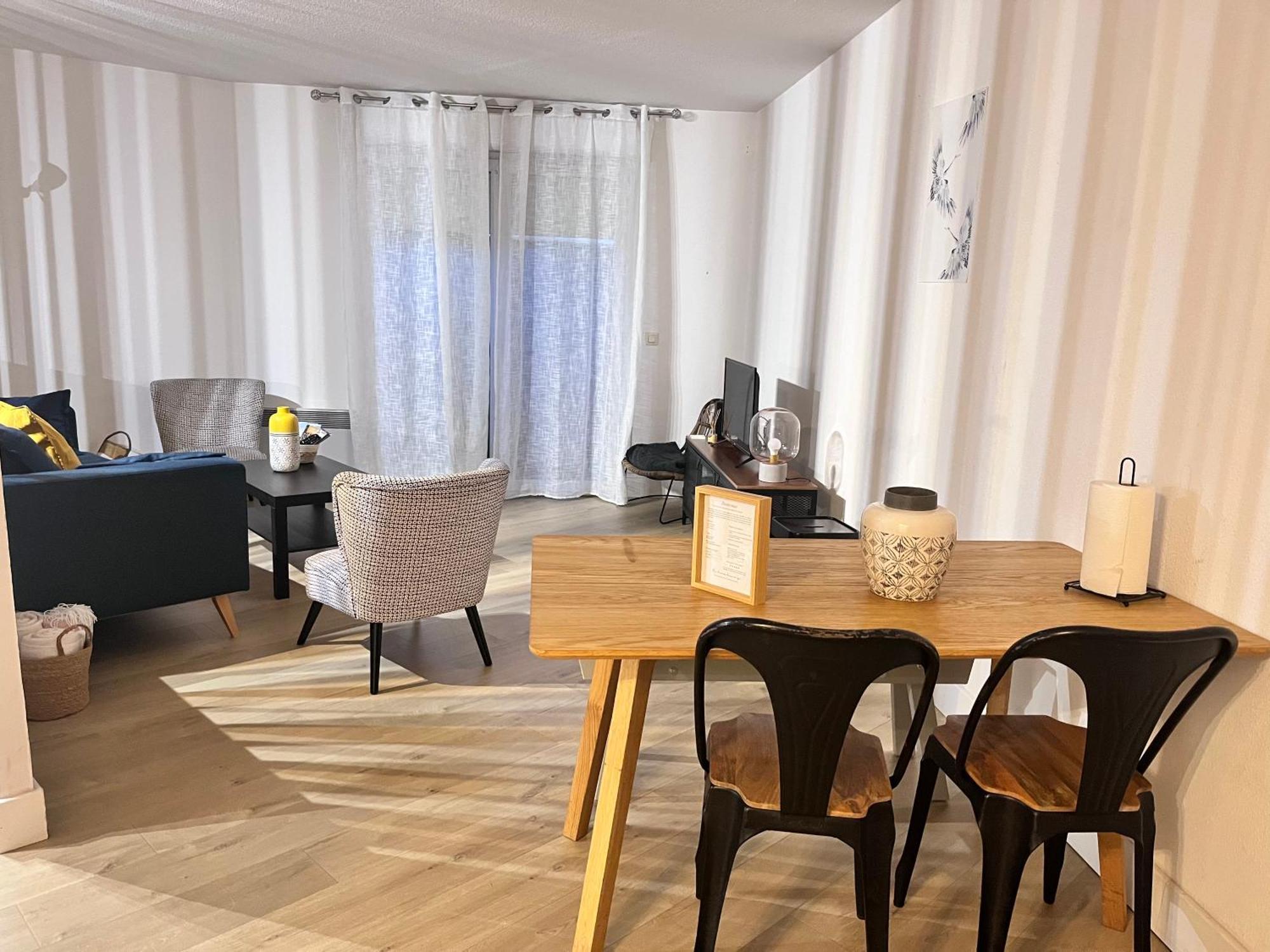 Appartement T3 Proche Remparts Avignon Buitenkant foto